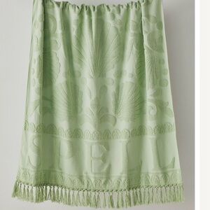 Spell NWT Seashell Towel in Pistachio